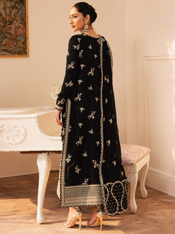 Suave By Emaan Adeel Luxury Formals Collection 2025 (SVARA)