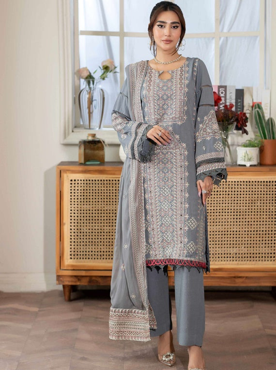 Parham by Johra Embroidered karandi Collection