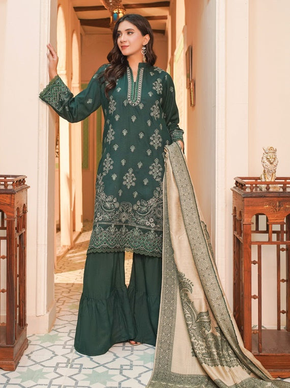Sehar Bano by Manizay embroidered Dhanak collection 2025
