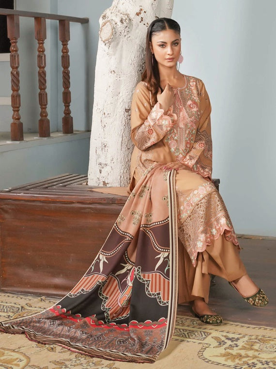 Ready to Wear Dhanak Collection 2024 by Munira Designers (D-06)