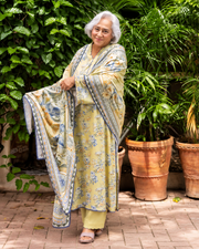 Gul Ahmed Printed Linen 3 Piece Unstitched Suit with Printed Dupatta