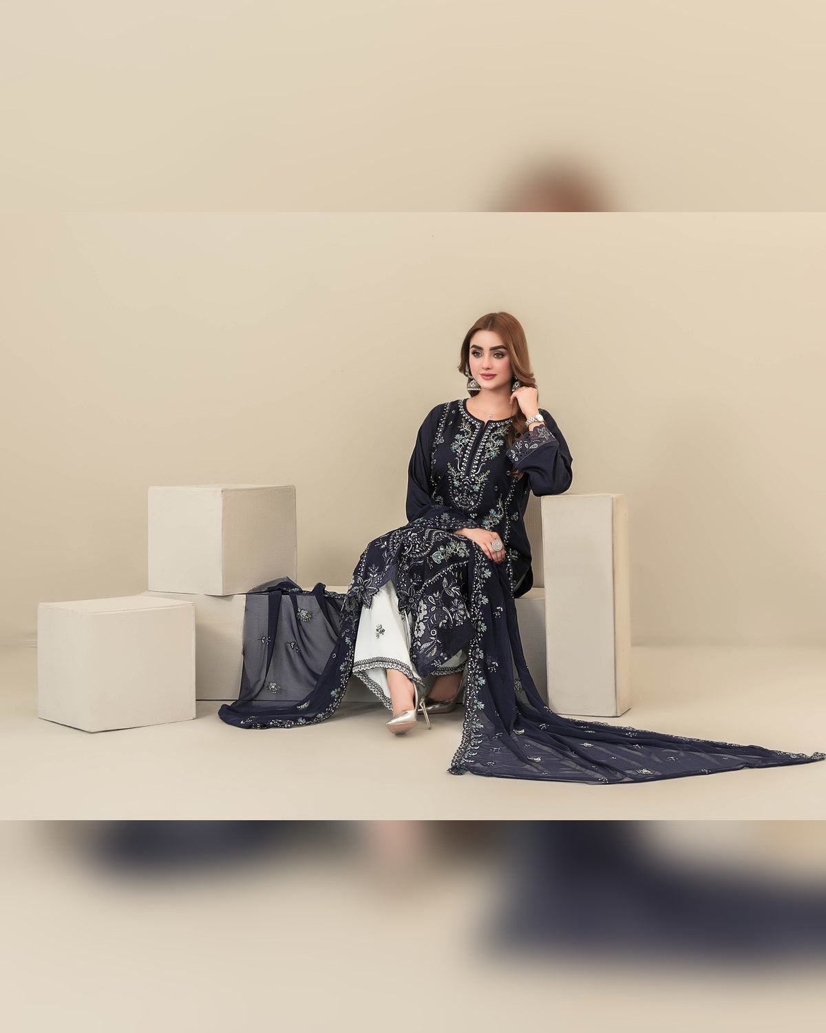 SEHEJ by Tawakkal Fabrics – Luxury Cut Dana Embroidered Staple 3 Piece Unstitched Suit