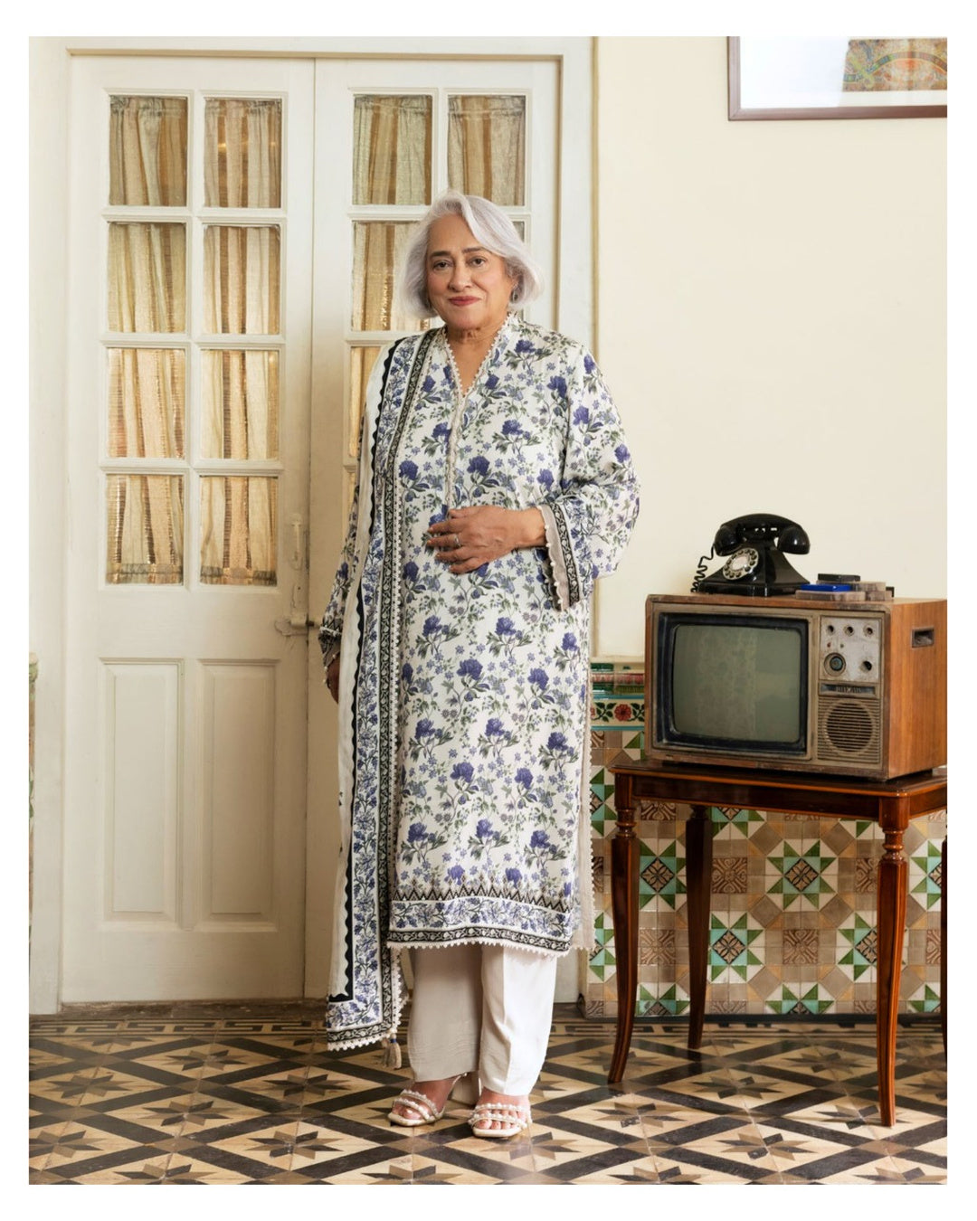 Gul Ahmed Printed Linen 3 Piece Unstitched Suit with Printed Dupatta