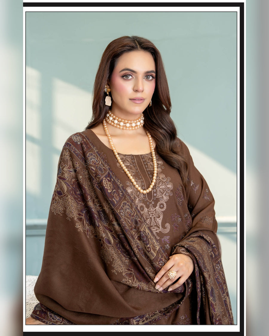 Mahgul Vol. 2 by Riaz Arts – Luxury Embroidered Tensil Peach Leather 3 Piece Winter Suit with Kani Wool Shawl
