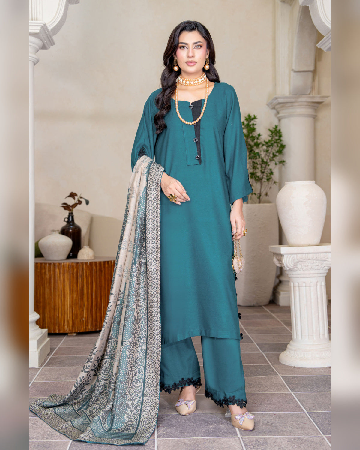 Chinar by Riaz Arts – Luxury Wool Touch Peach 3 Piece Winter Suit with Pashmina Jacquard Shawl