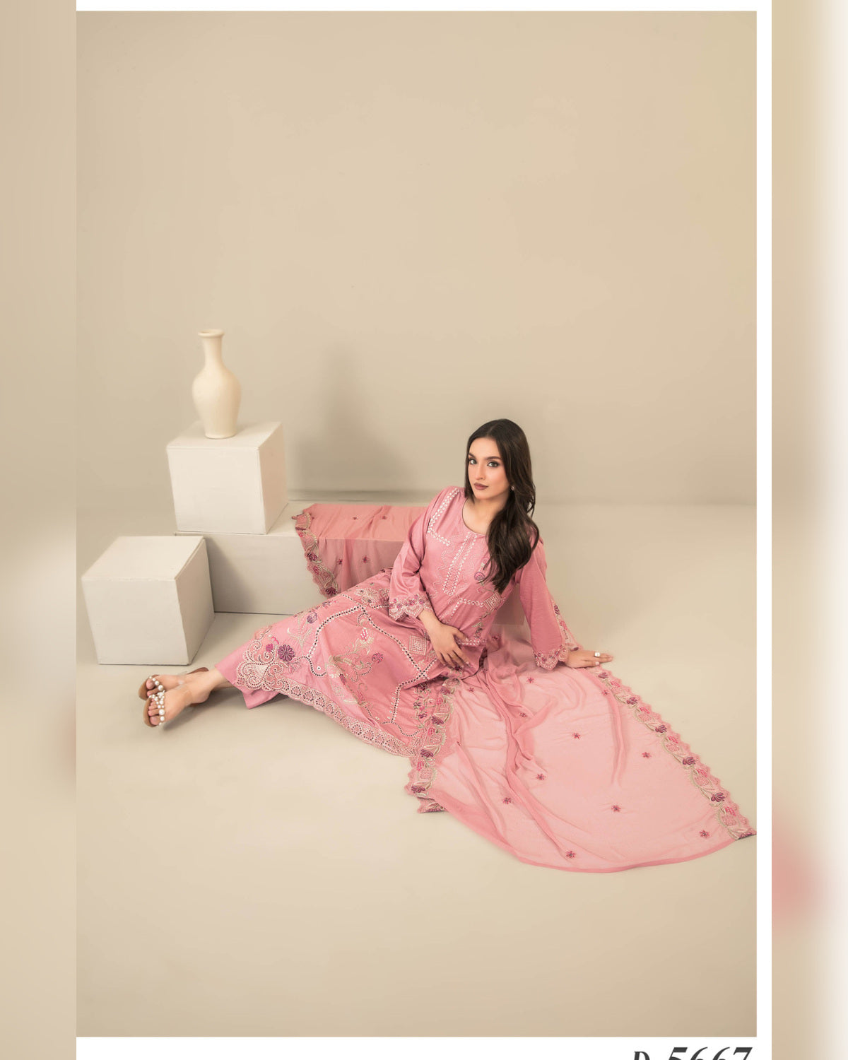 SEHEJ by Tawakkal Fabrics – Luxury Cut Dana Embroidered Staple 3 Piece Unstitched Suit