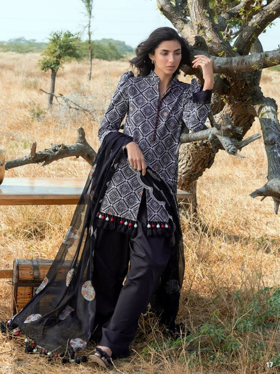 The Poetry of Luxury Summer Lawn Collection By GUL AHMED 2026 (LSV-62003)