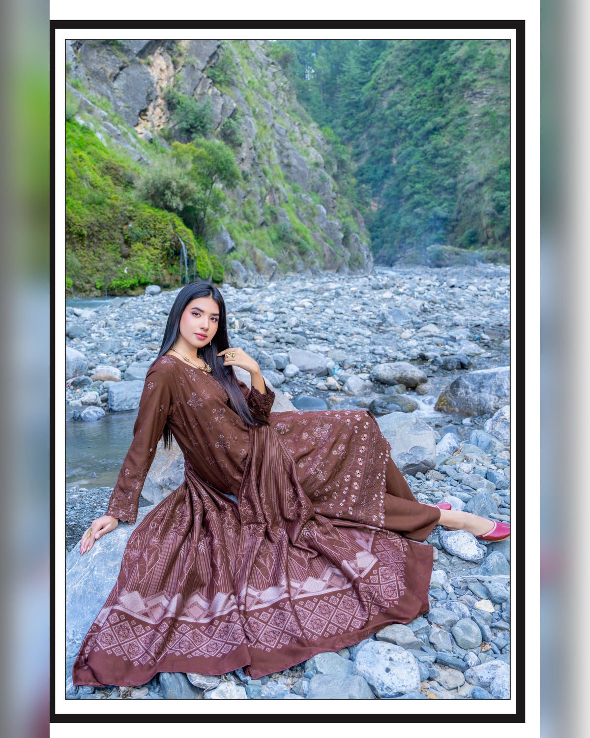 Riaz Arts Zarar Luxury Winter Embroidered Wool Touch Peach Suit with Banarsi Jacquard Shawl