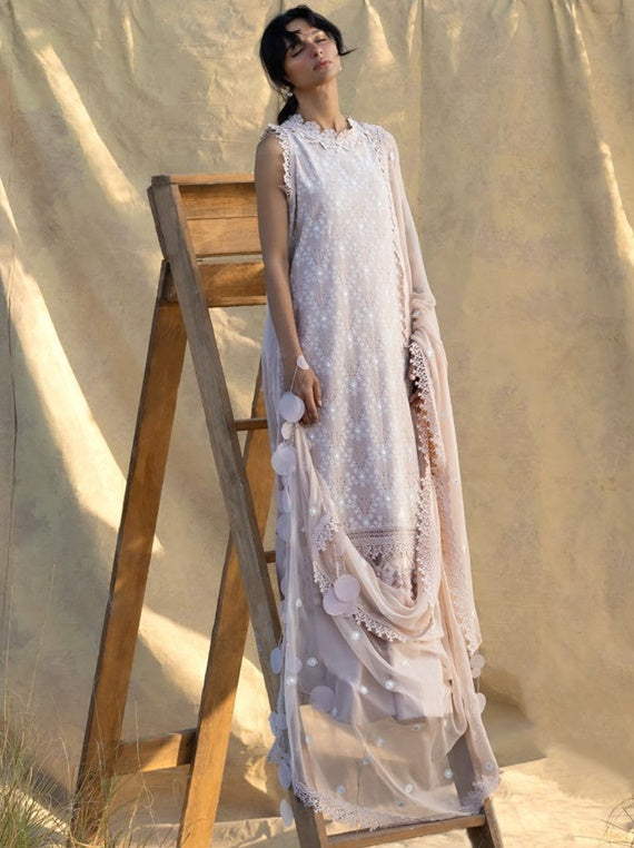 The Poetry of Luxury Summer Lawn Collection By GUL AHMED 2026 (LSV-62009)
