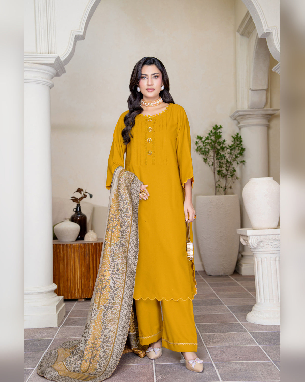 Chinar by Riaz Arts – Luxury Wool Touch Peach 3 Piece Winter Suit with Pashmina Jacquard Shawl