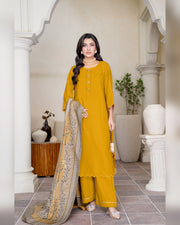 Chinar by Riaz Arts – Luxury Wool Touch Peach 3 Piece Winter Suit with Pashmina Jacquard Shawl