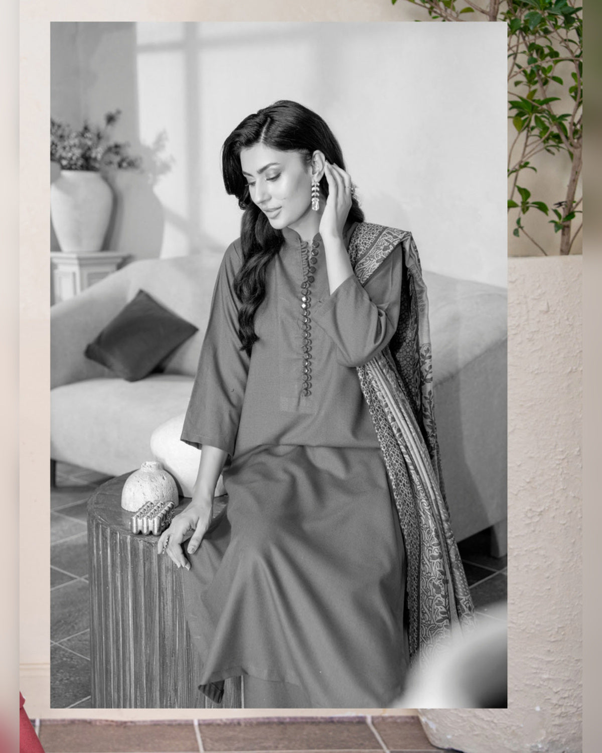 Chinar by Riaz Arts – Luxury Wool Touch Peach 3 Piece Winter Suit with Pashmina Jacquard Shawl