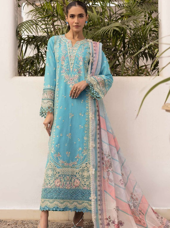 Motifz Premium Lawn Collection 2025 (5317)