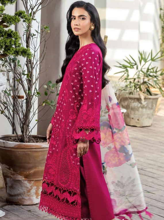 Motifz Premium Lawn Collection 2025 (5311)