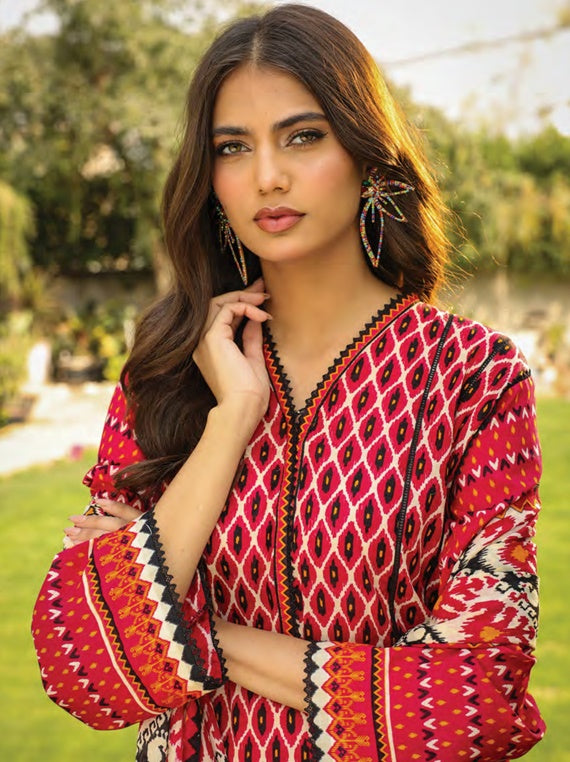 Komal By Lakhany Printed Lawn Collection 2024 (LG-SR-0176-A)