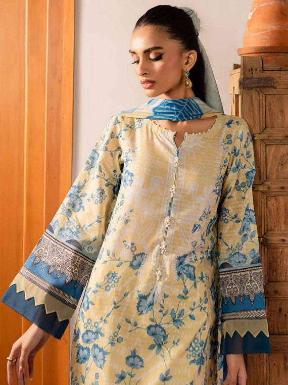 Signature By Nureh Printed Lawn Collection 2025 (SP-136)