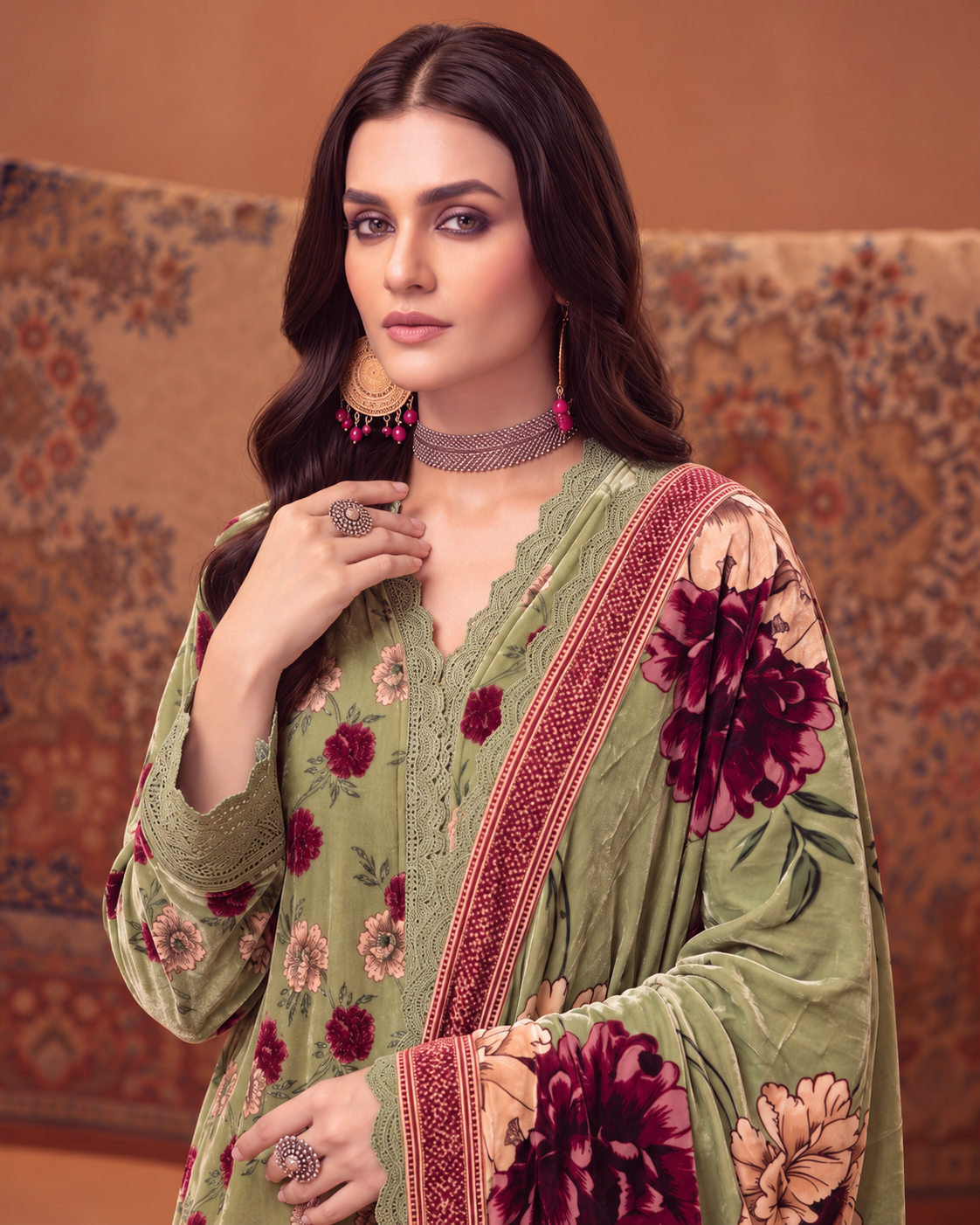 Riaz Arts Mahees Luxury Winter Digital Printed Velvet Suit