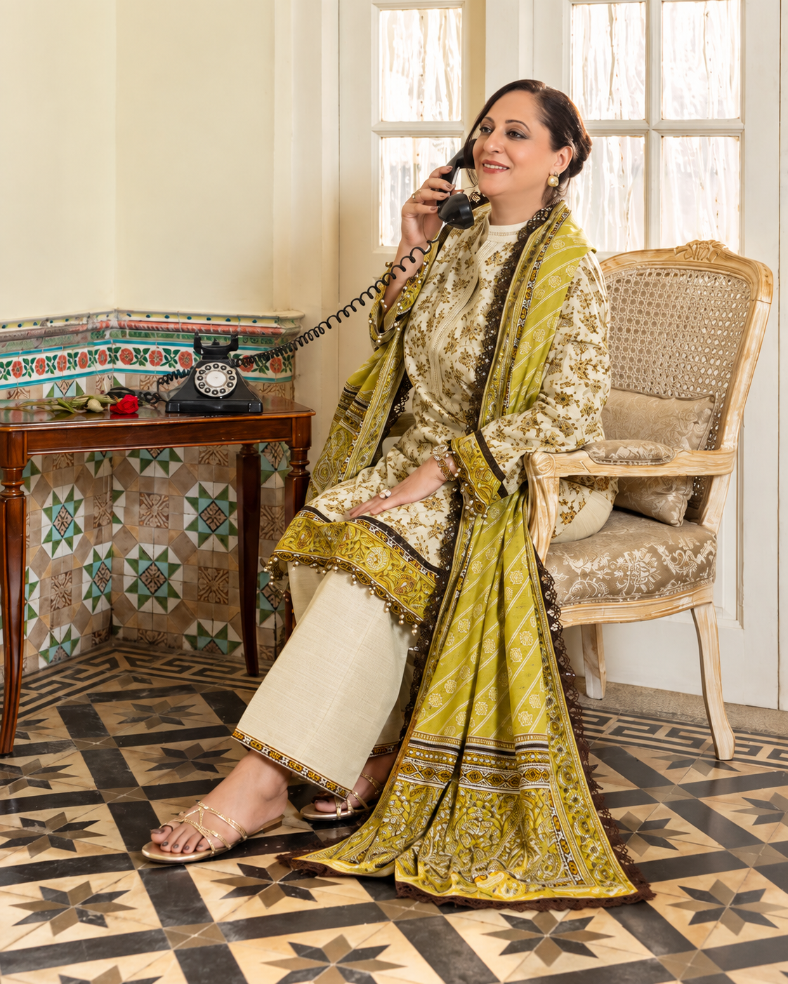 Gul Ahmed Printed Khaddar 3 Piece Unstitched Suit with Printed Dupatta