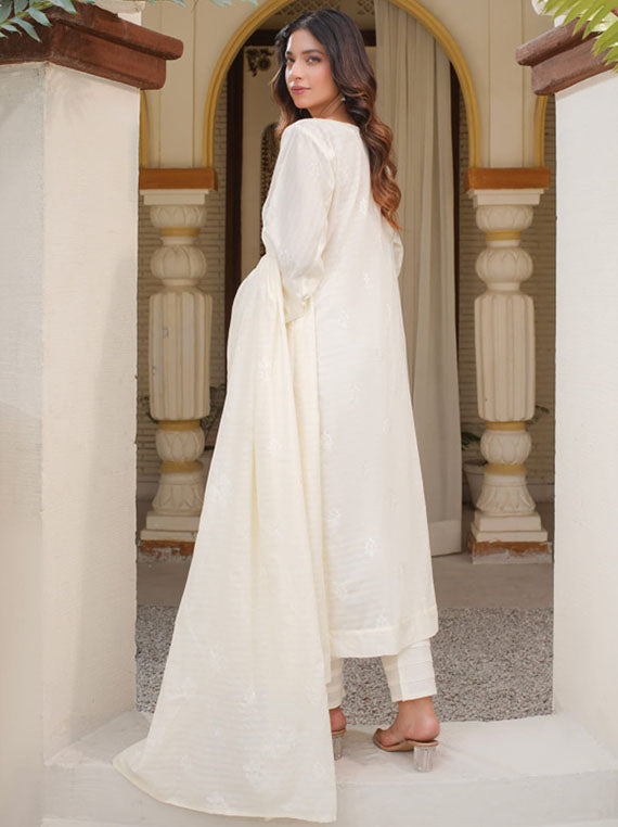 Dilkash Mumtaz By Manizay Lawn Collection 2025 (Deisgn-04)