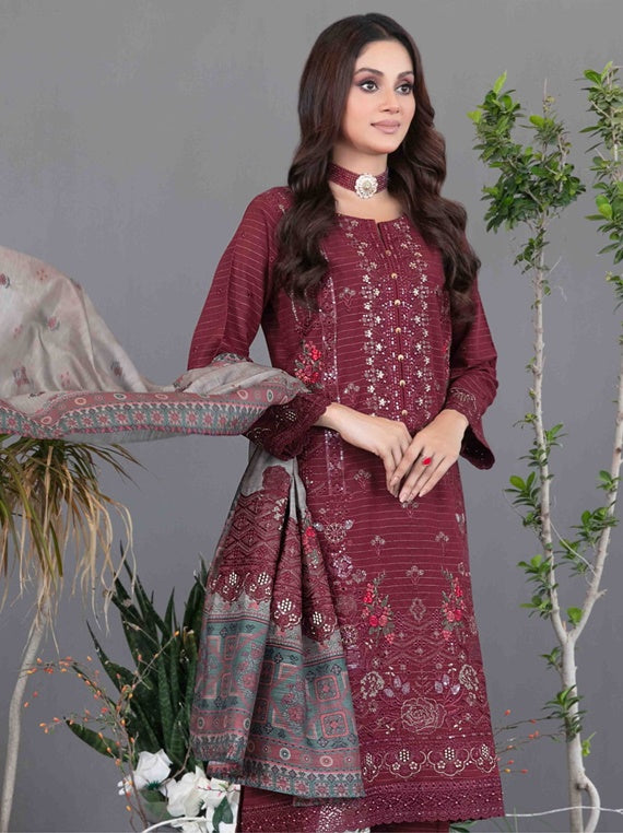 Musifa By Tawakkal Zari Khaddar Collection 2024 (D-1036)