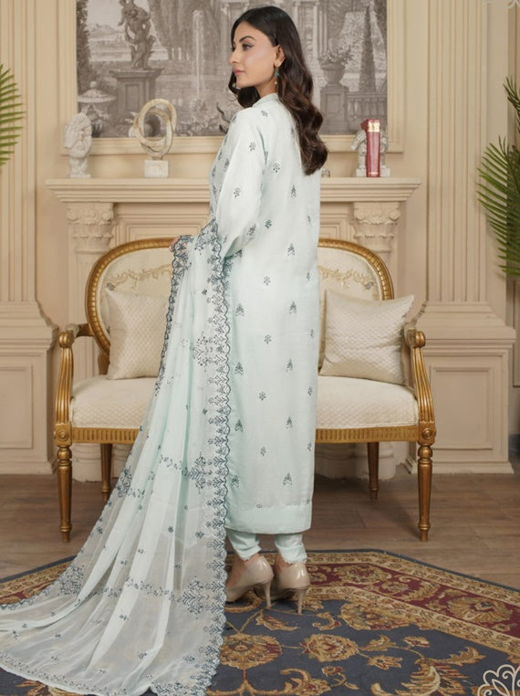 GULFAM Premium Embroidered Karandi Collection by Manizay (D-08)