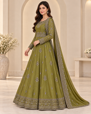 Luxury Mehndi Lehnga – Traditional Wedding Wear