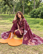 Alzohaib Colors Khaddar Digital Printed 3 Piece Suit