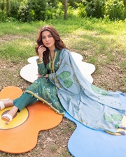Alzohaib Colors Khaddar Digital Printed 3 Piece Suit