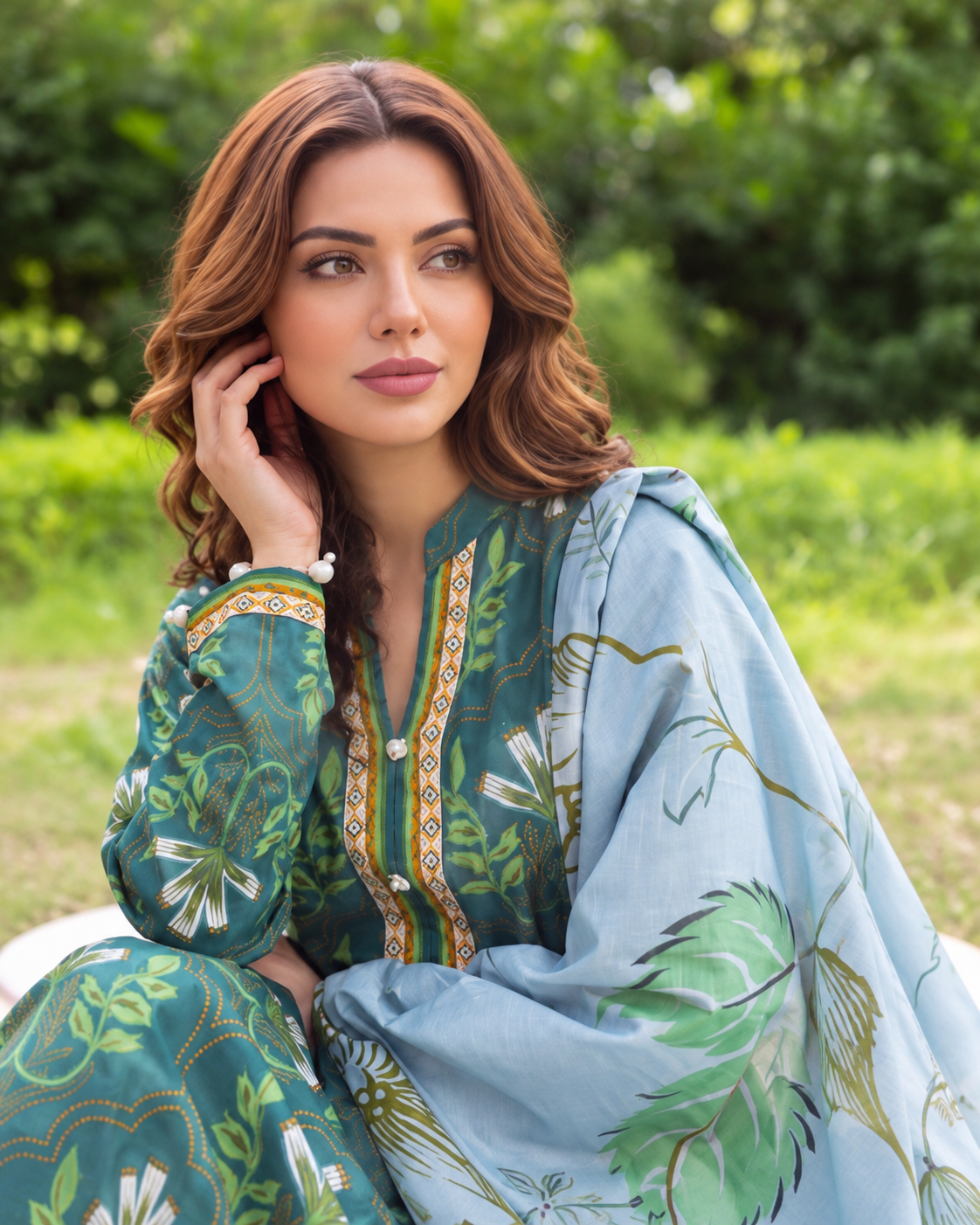 Alzohaib Colors Khaddar Digital Printed 3 Piece Suit