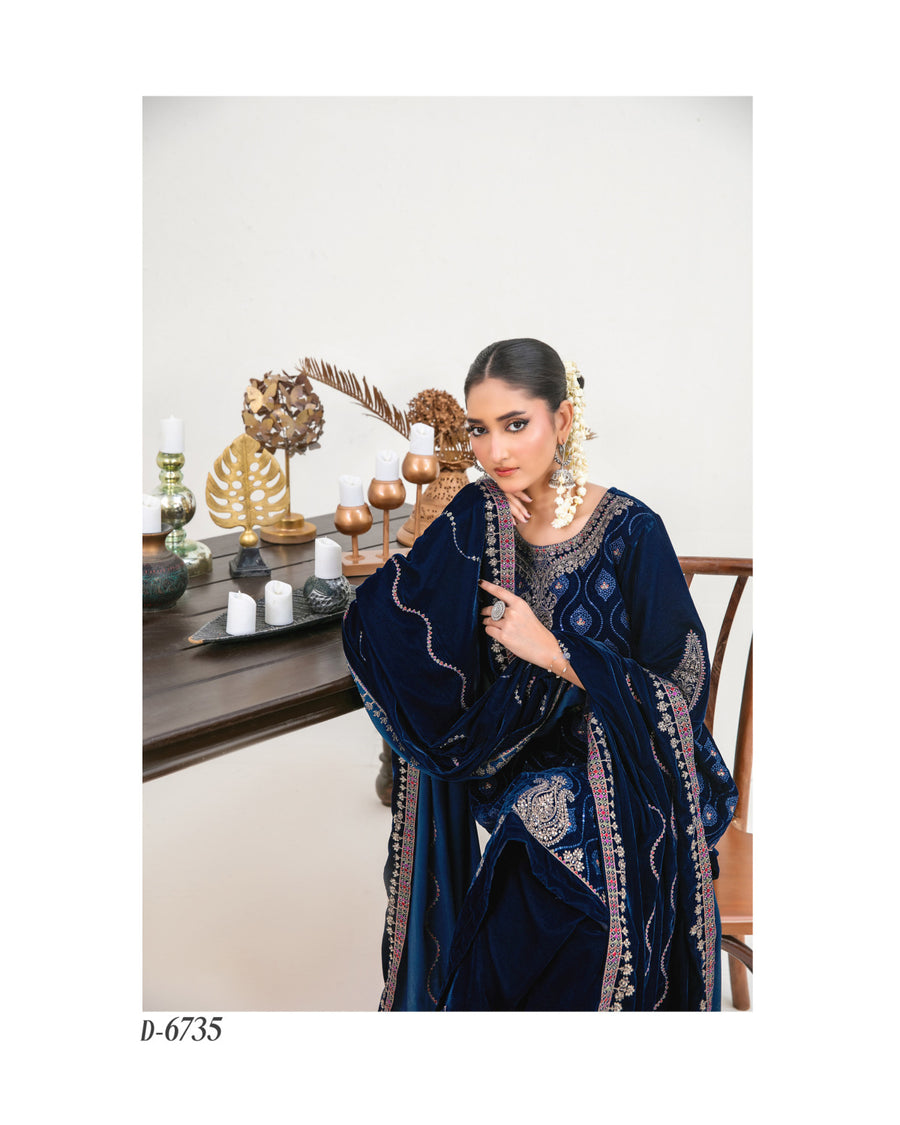 Luxury Heavy Embroidered Velvet 3 Piece Unstitched Suit – Shahid Tawakkal Winter Collection