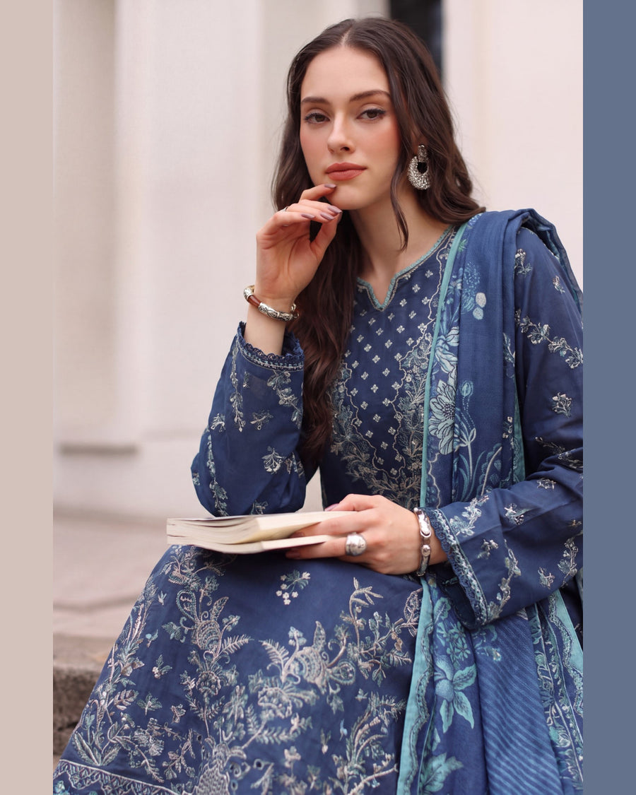 ELARA Premium Embroidered Karandi 3 Piece Suit with Pashmina Shawl