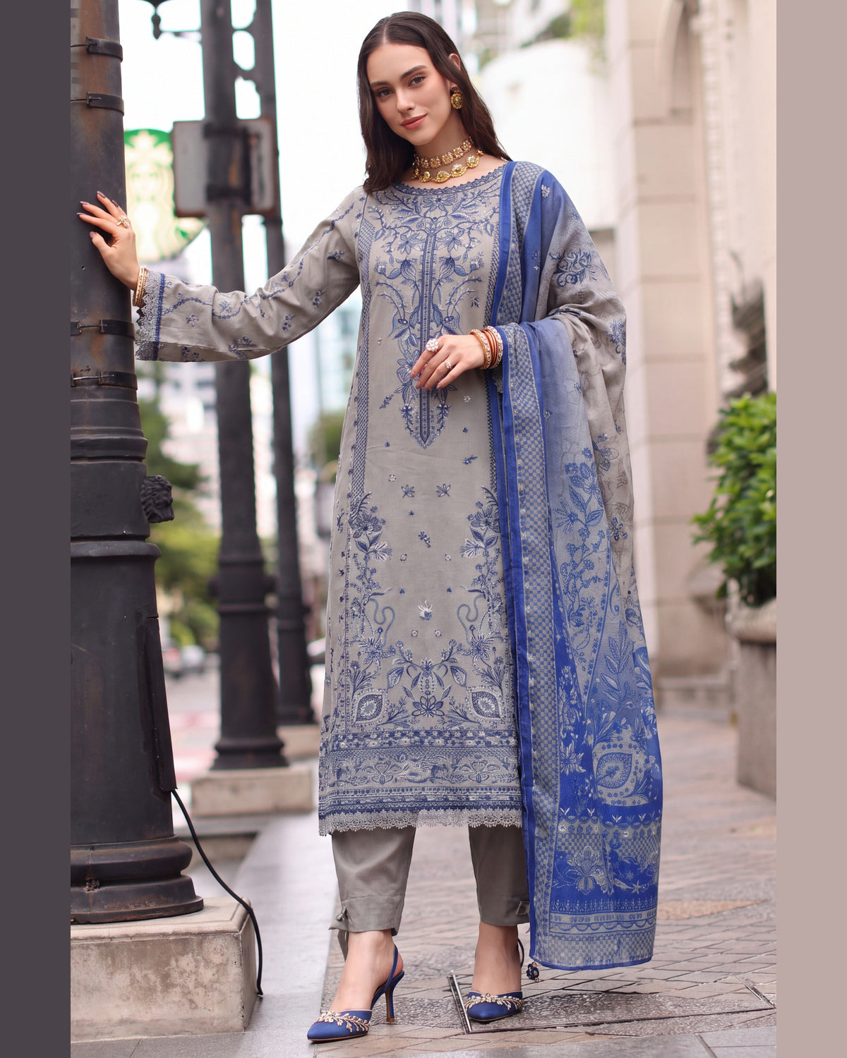 ELARA Premium Embroidered Karandi 3 Piece Suit with Pashmina Shawl