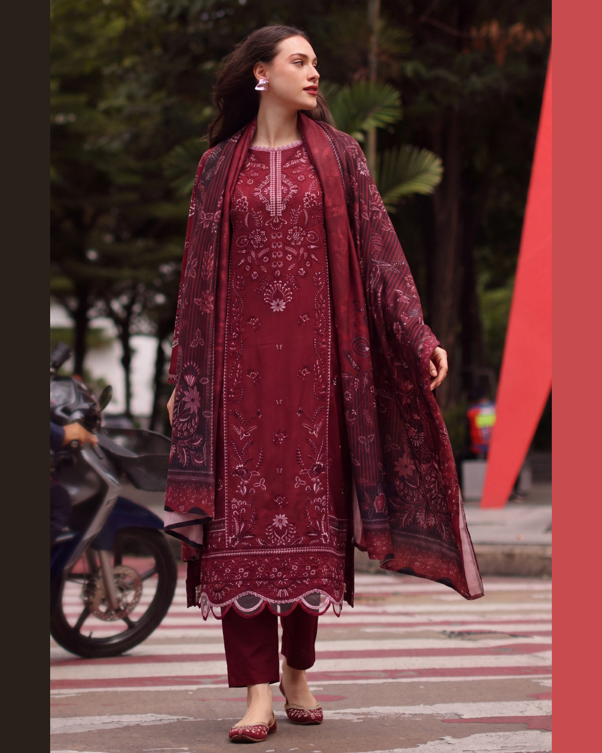 ELARA Premium Embroidered Karandi 3 Piece Suit with Pashmina Shawl