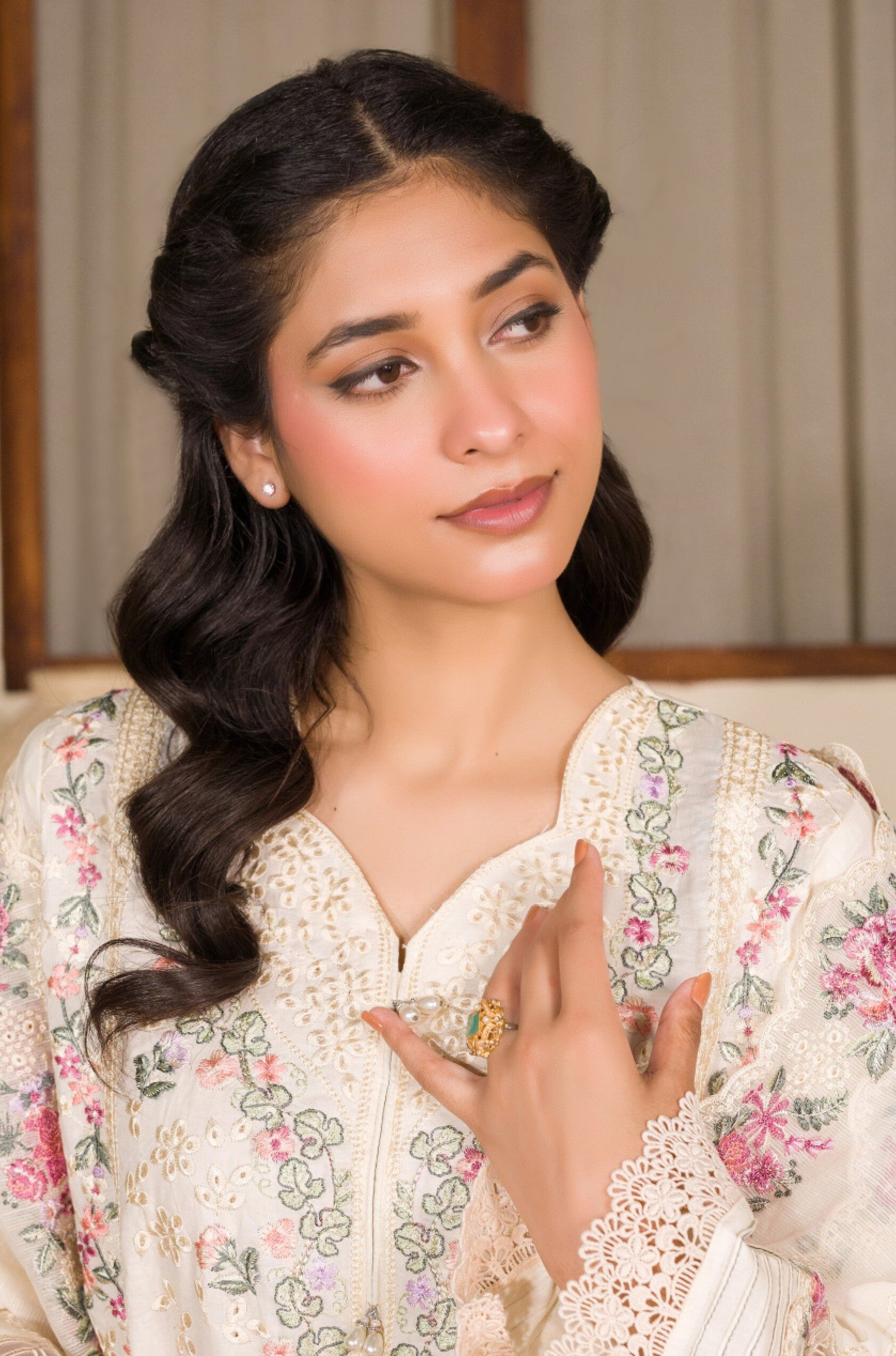 Manizay Premium Embroidered Lawn Unstitched Collection 2026 – Luxury Pakistani Women's Suit