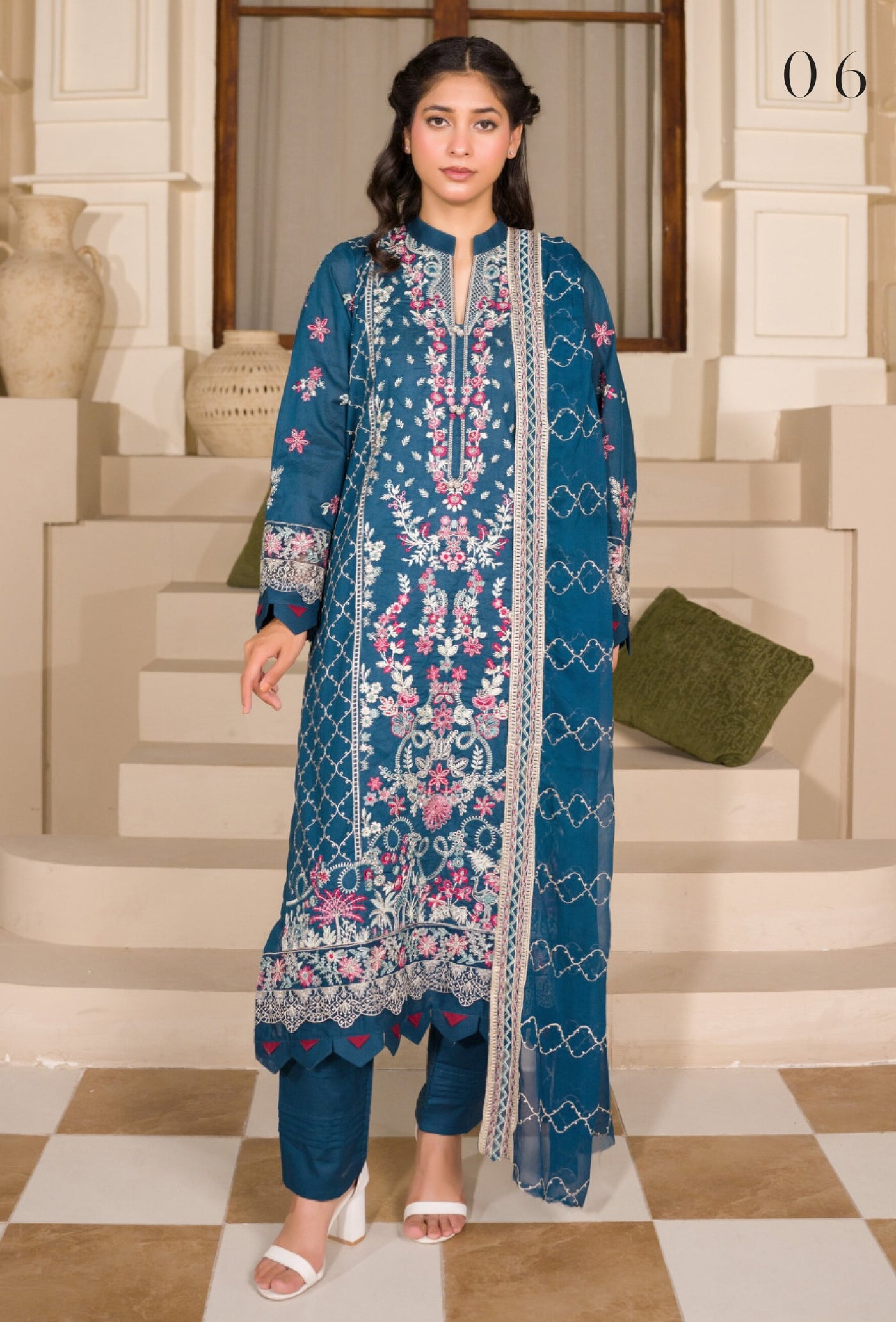 Manizay Premium Embroidered Lawn Unstitched Collection 2026 – Luxury Pakistani Women's Suit