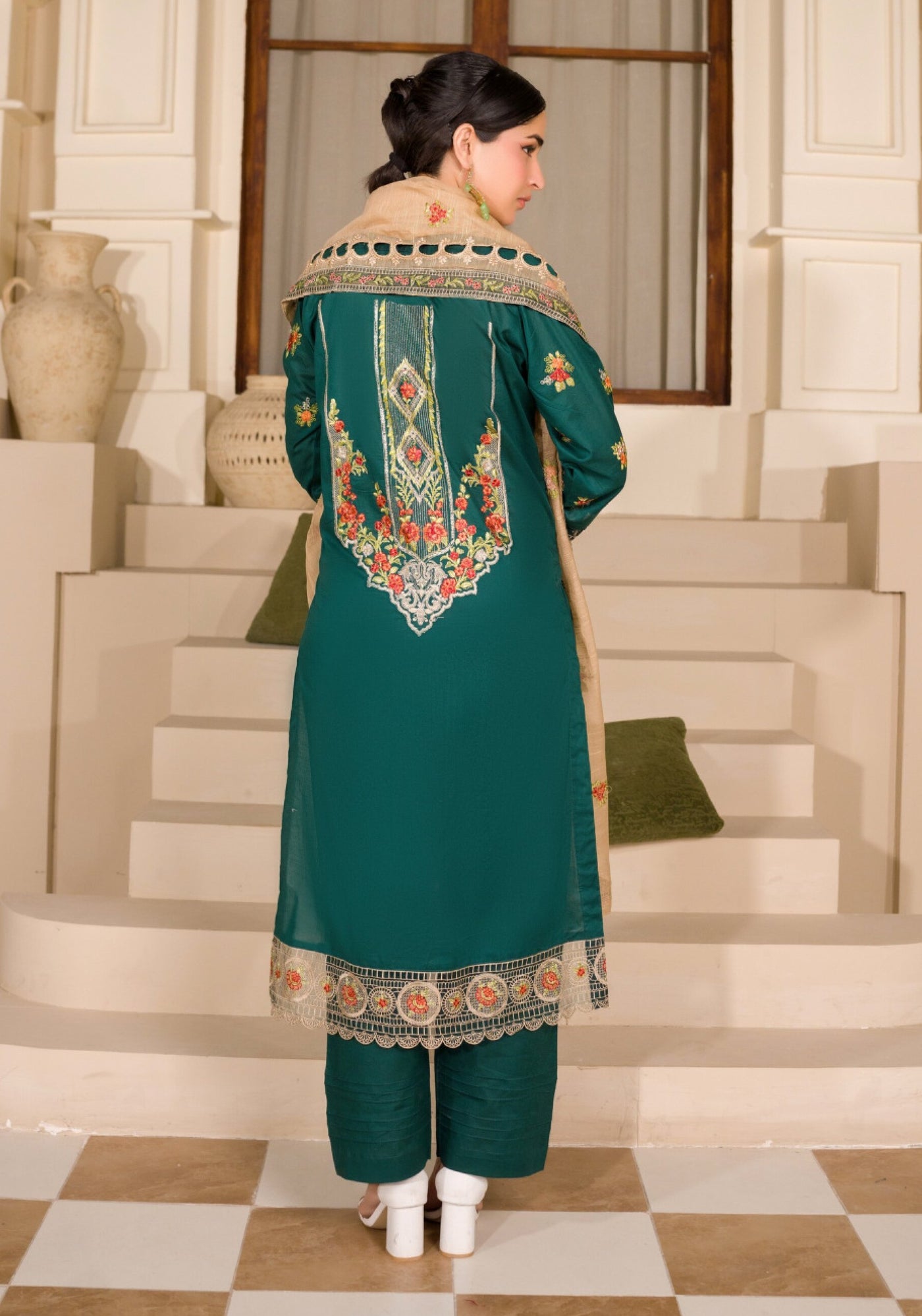 Manizay Premium Embroidered Lawn Unstitched Collection 2026 – Luxury Pakistani Women's Suit