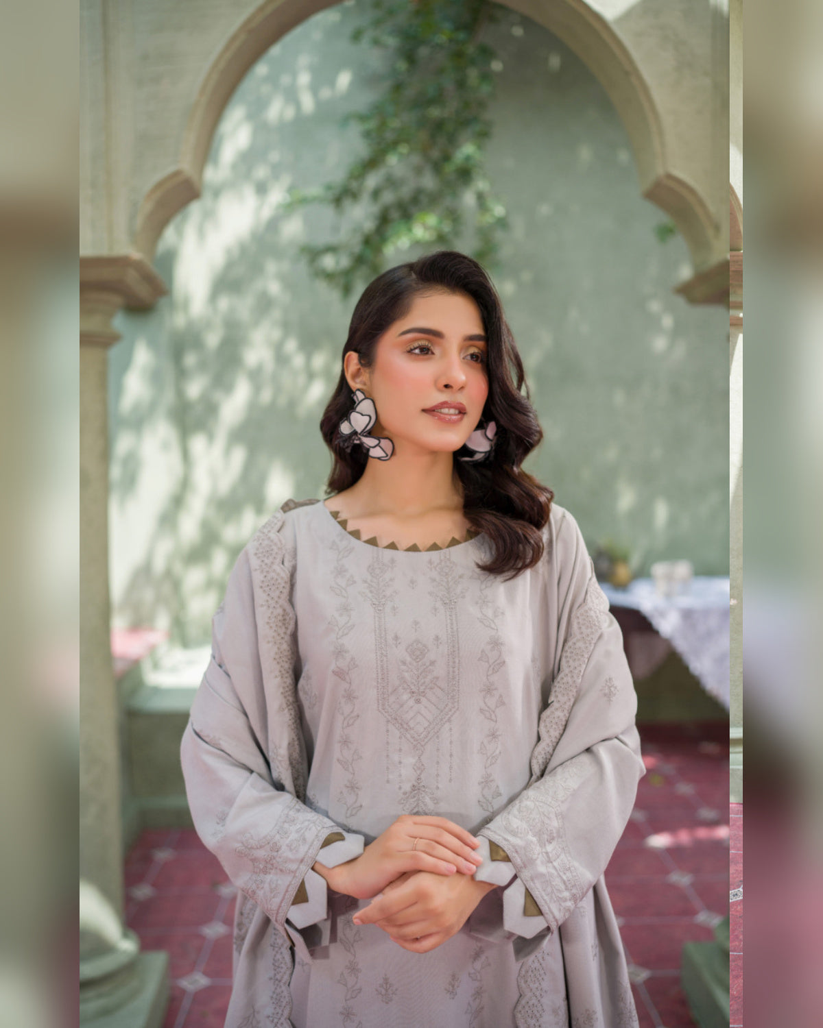 Gul-e-Laila Luxury Embroidered Dhanak 3 Piece Suit with Embroidered Shawl