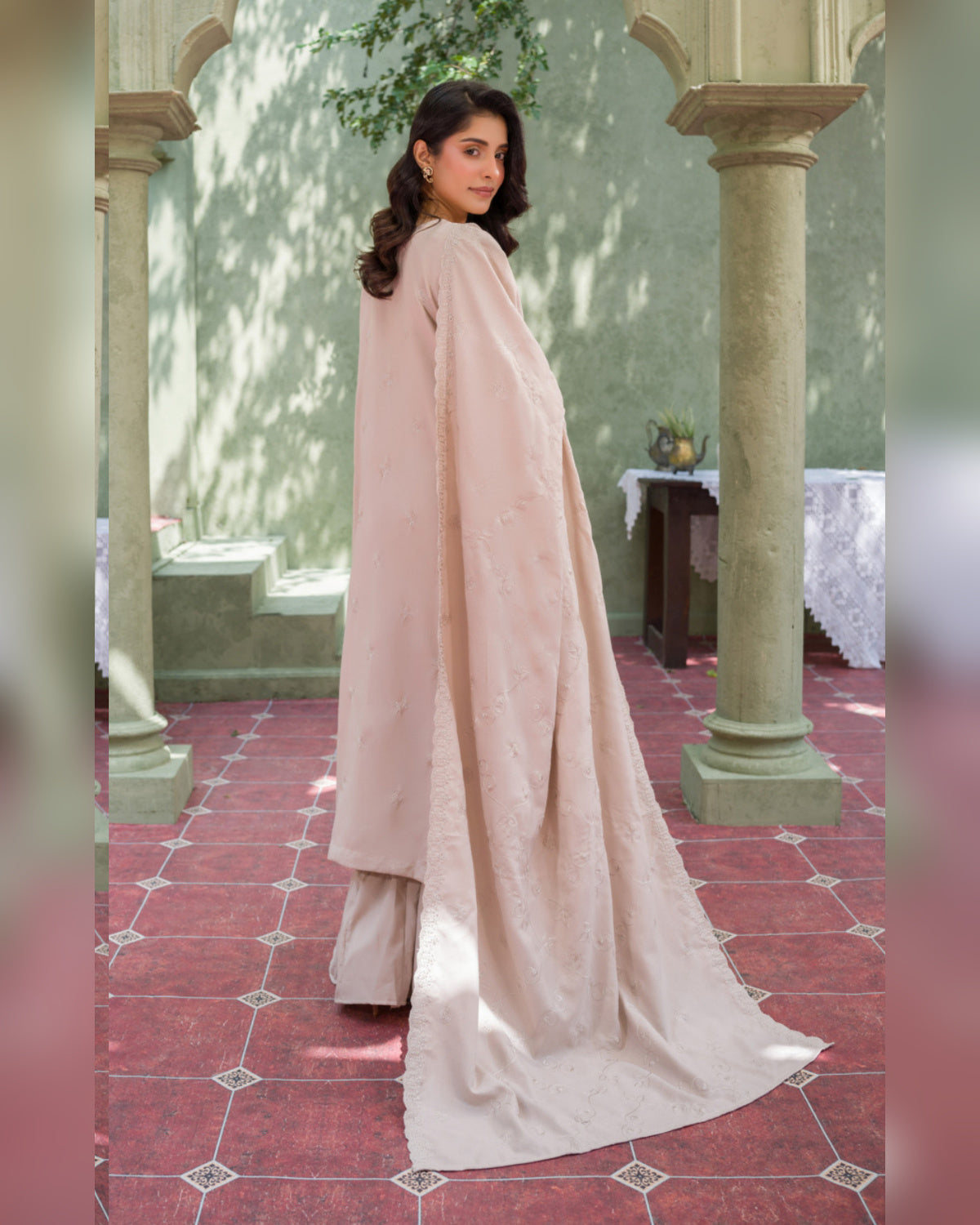 Gul-e-Laila Luxury Embroidered Dhanak 3 Piece Suit with Embroidered Shawl