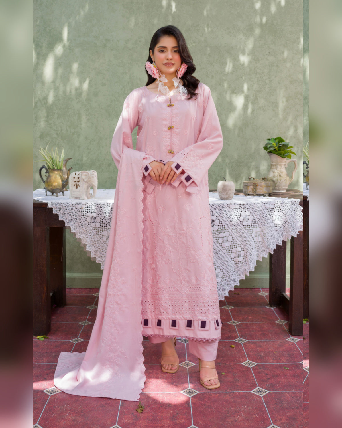 Gul-e-Laila Luxury Embroidered Dhanak 3 Piece Suit with Embroidered Shawl