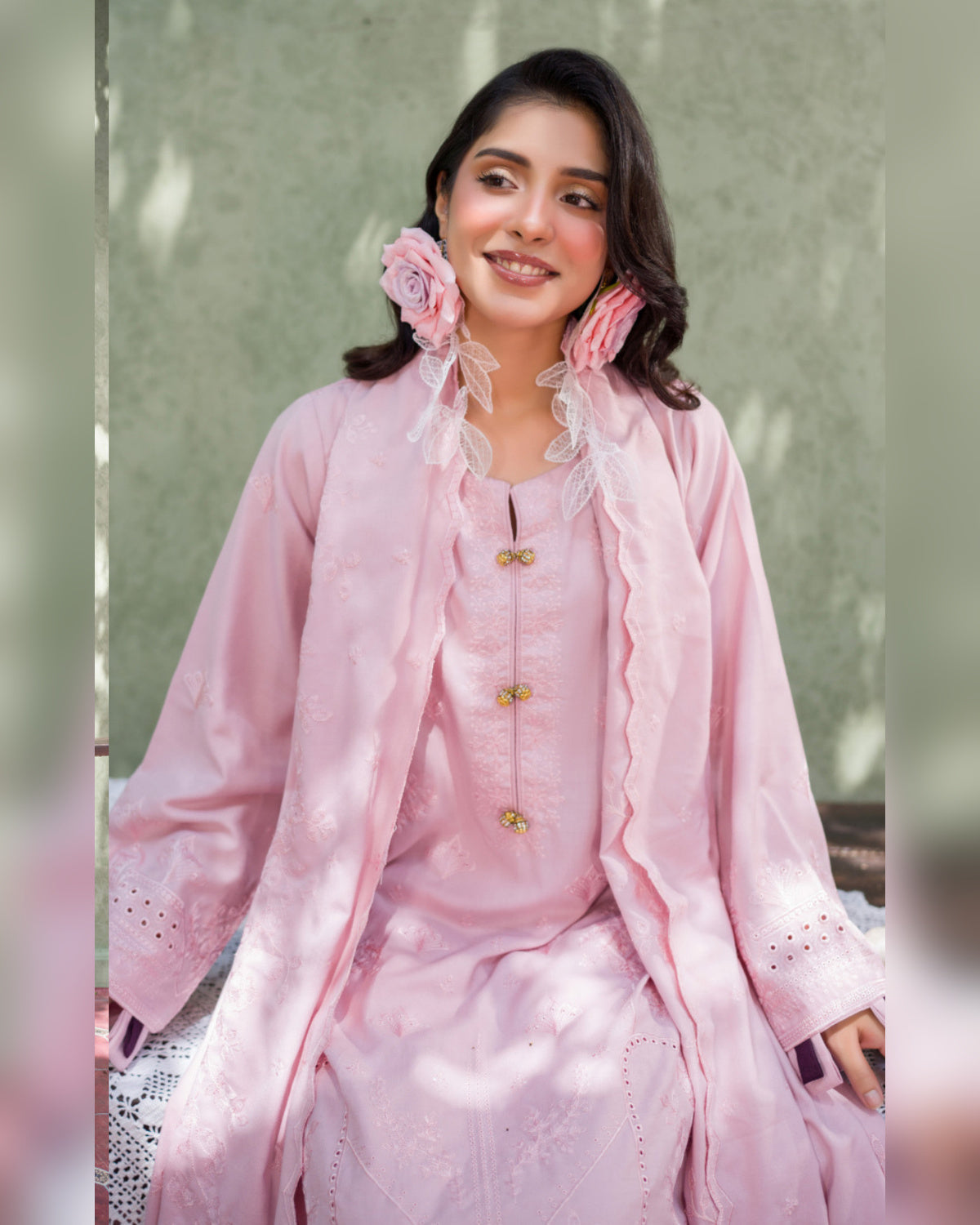 Gul-e-Laila Luxury Embroidered Dhanak 3 Piece Suit with Embroidered Shawl