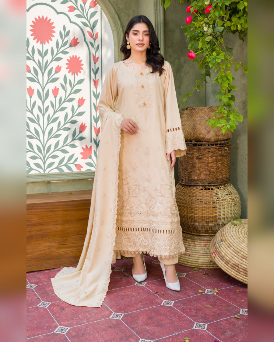 Gul-e-Laila Luxury Embroidered Dhanak 3 Piece Suit with Embroidered Shawl