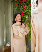 Gul-e-Laila Luxury Embroidered Dhanak 3 Piece Suit with Embroidered Shawl