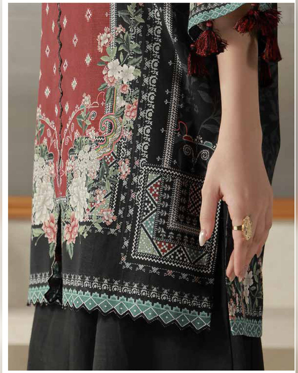 SAHAR Fall / Winter Digital Printed 3 Piece Khaddar Suit