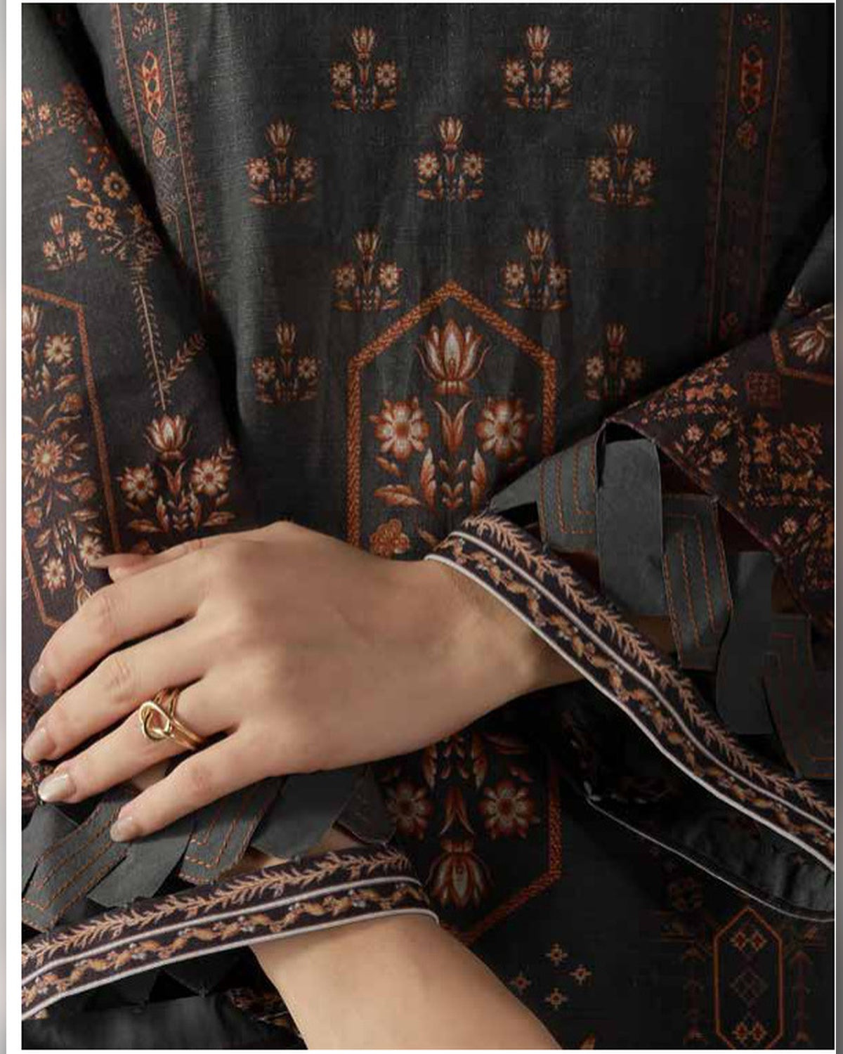 SAHAR Fall / Winter Digital Printed 3 Piece Khaddar Suit