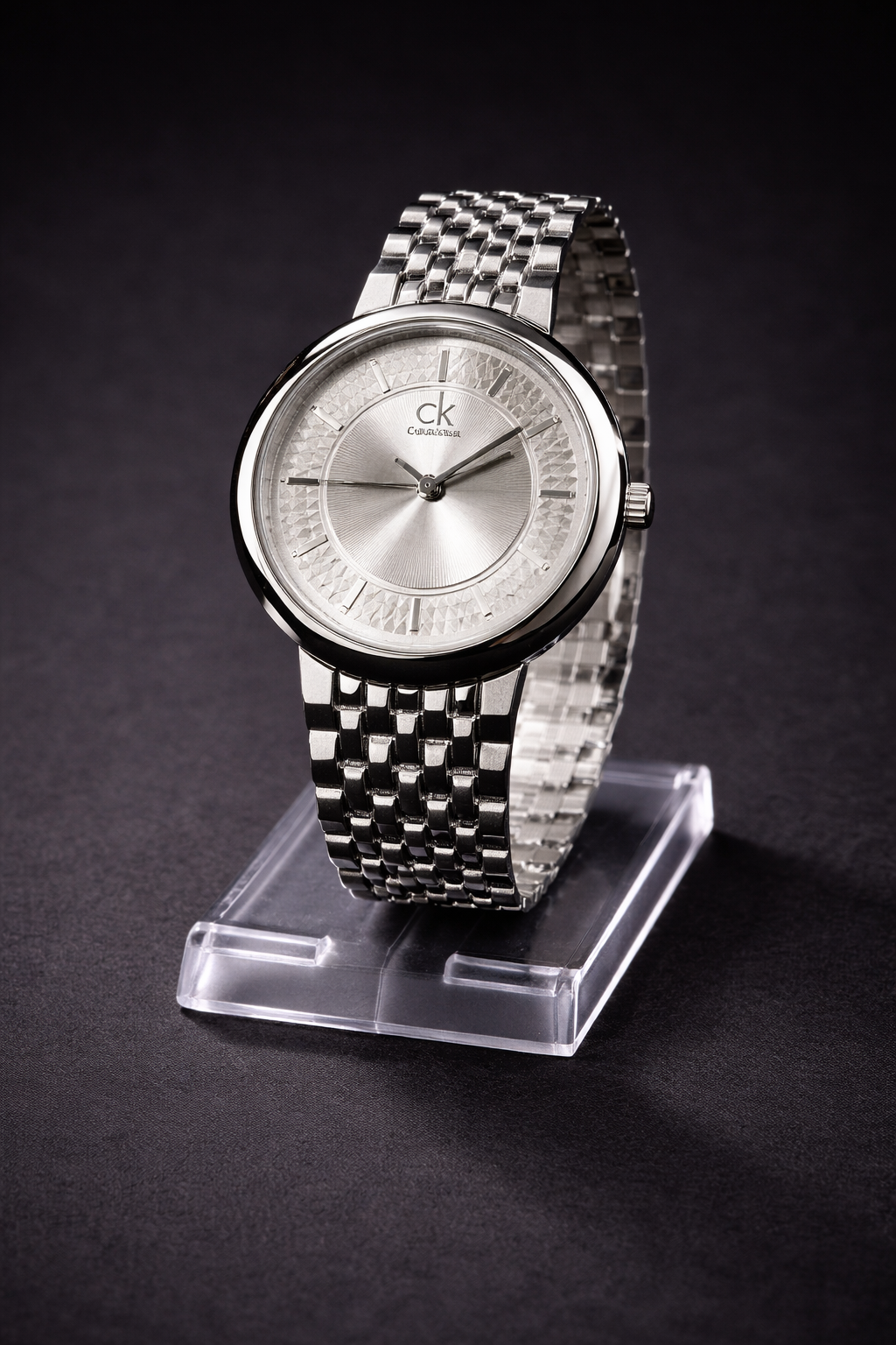 Calvin Klein Women’s Stainless Steel Analog Watch – Minimalist Silver Dial Elegant Bracelet Watch