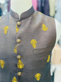 Stylish Black Gold Waistcoat Men Pakistan | Sherwani Wedding Vest (zw5131) | Star Fabrics