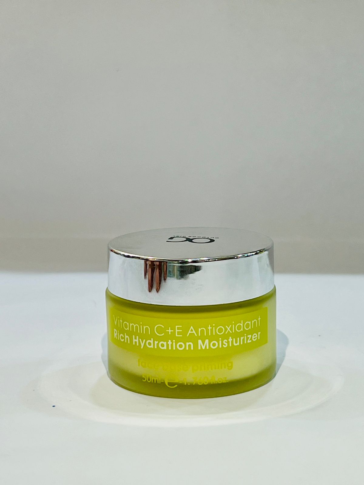 Outdoor Girl OG Vitamin C + E Serum – Brightening & Anti-Aging Skincare | Star Fabrics