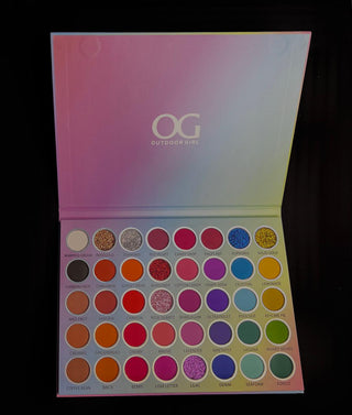 OG Outdoor Girl "Living in Full Colors" Eyeshadow Palette - Star Fabrics