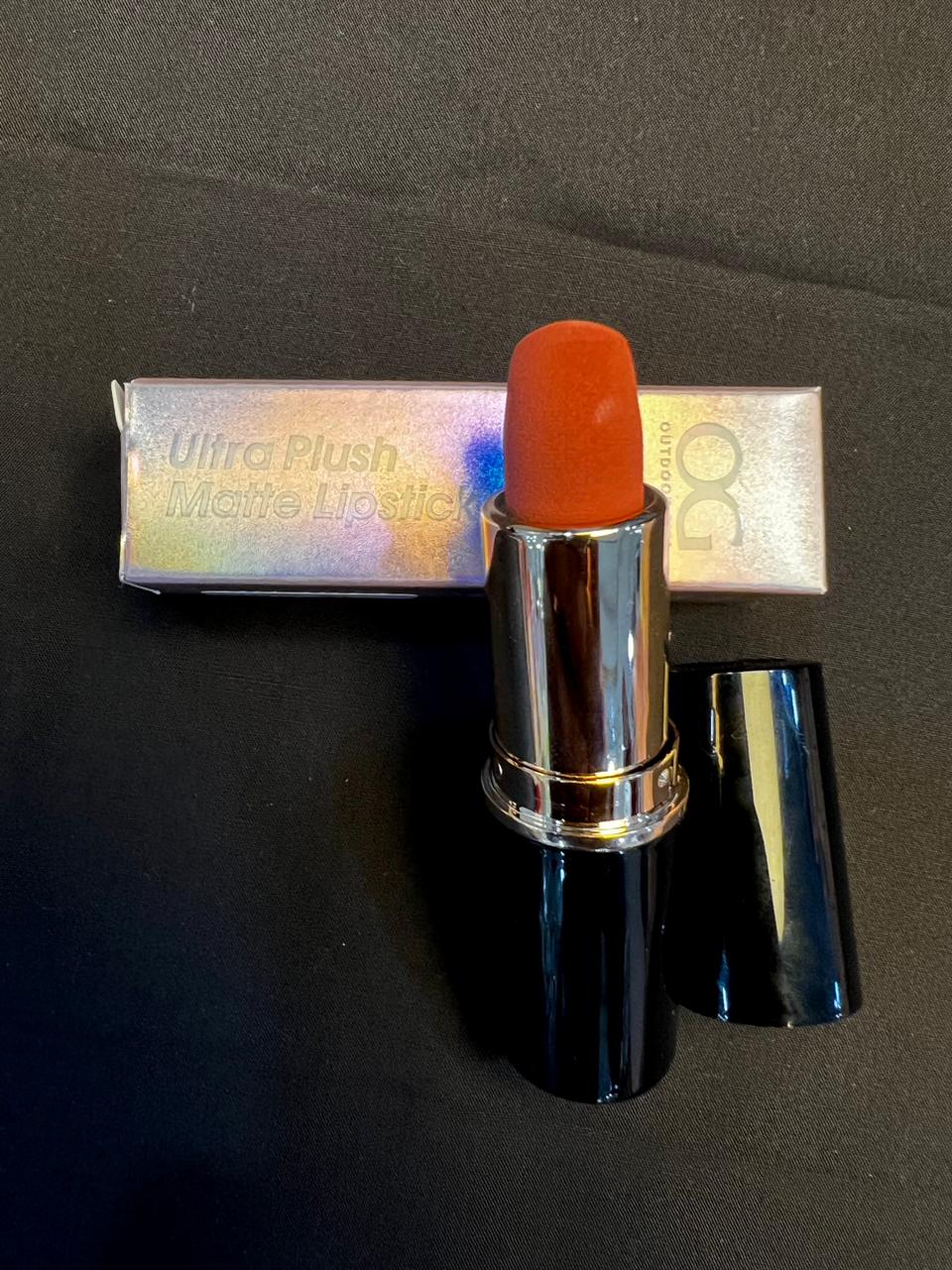 Ultra Plush Matte Lipstick from the brand OG Outdoor Girl - Star Fabrics