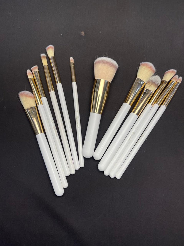 BH Cosmetics White Studded Elegance 12-Piece Brush Set - Star Fabrics